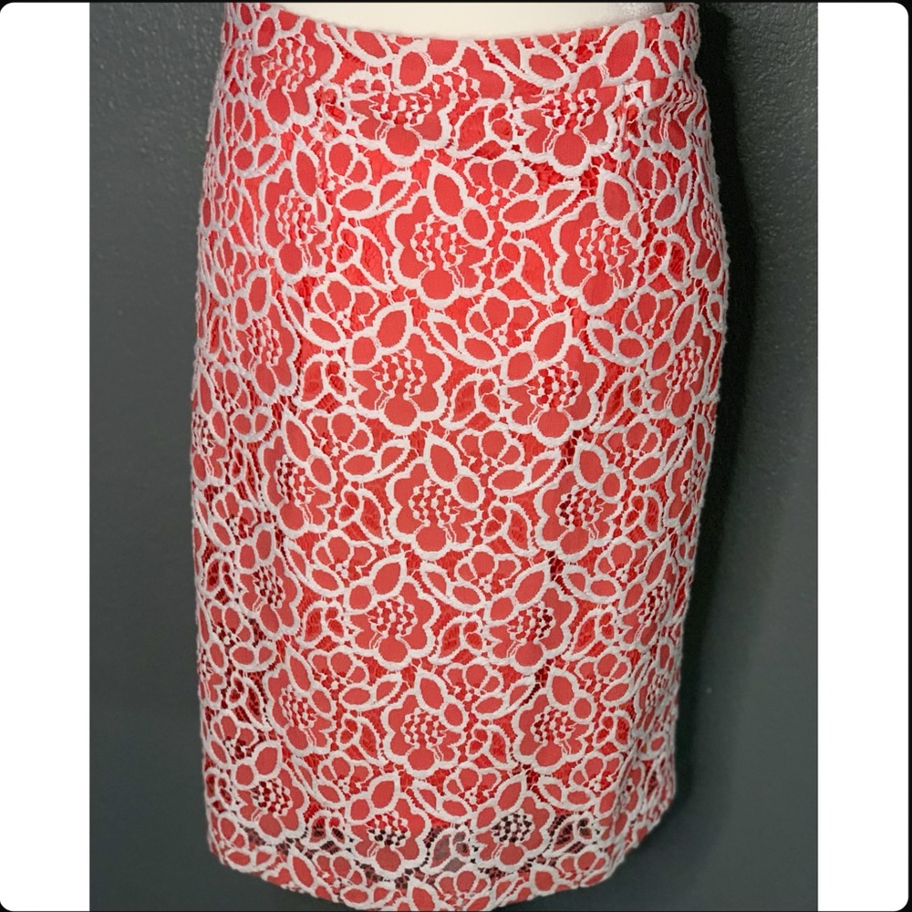 Pink and White Floral Lace Pencil Skirt- Size 4/Small